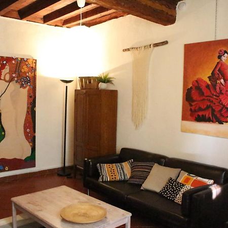 Willa La Maison De Lara Arles Zewnętrze zdjęcie